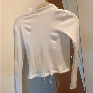 White Cropped turtle neck